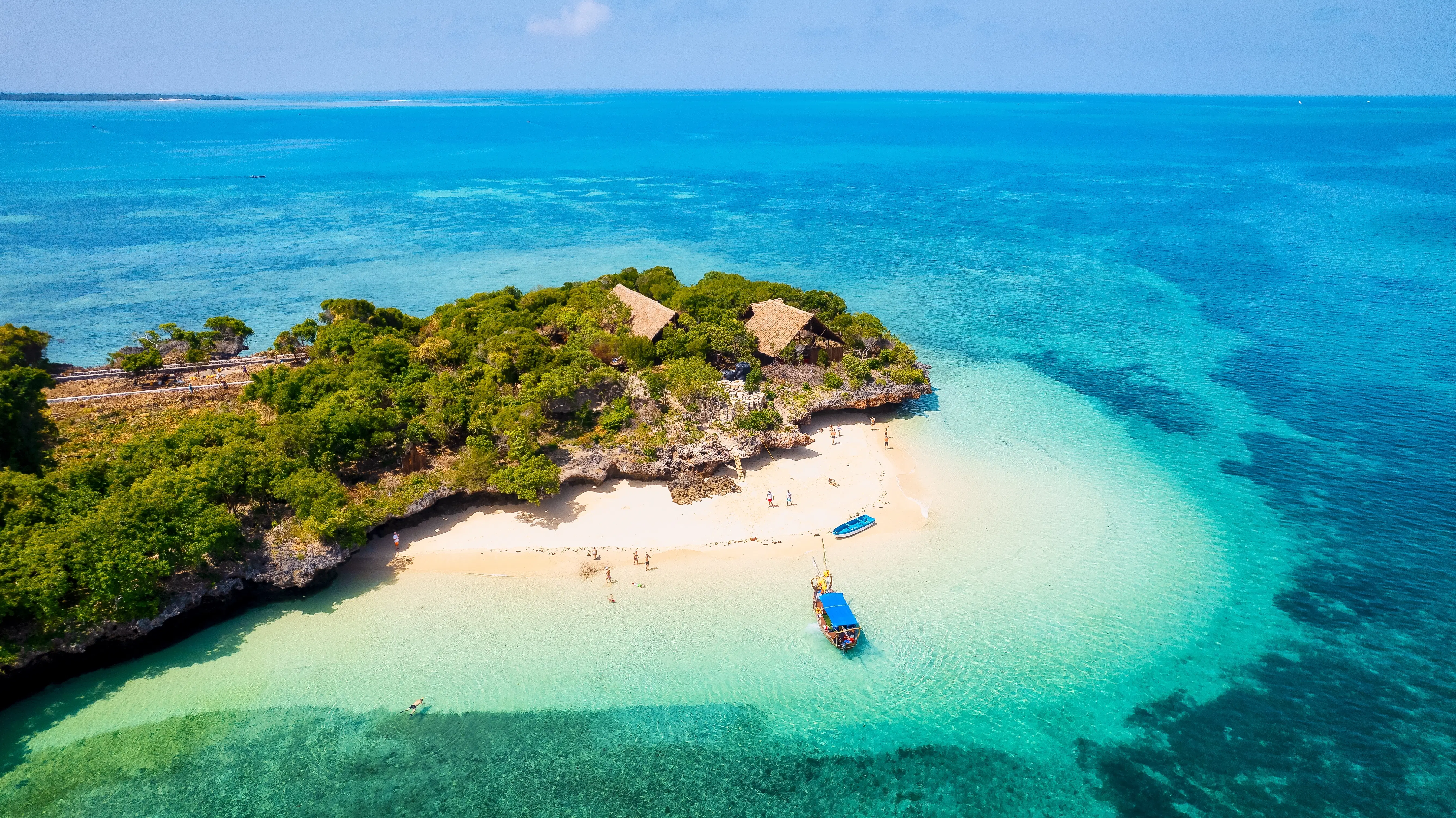 Coral Island – Private Speed Boat (SAWANU)